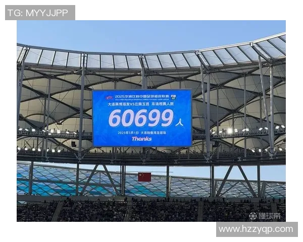 以足球巨星合影地标为核心探索城市独特风景与人文故事